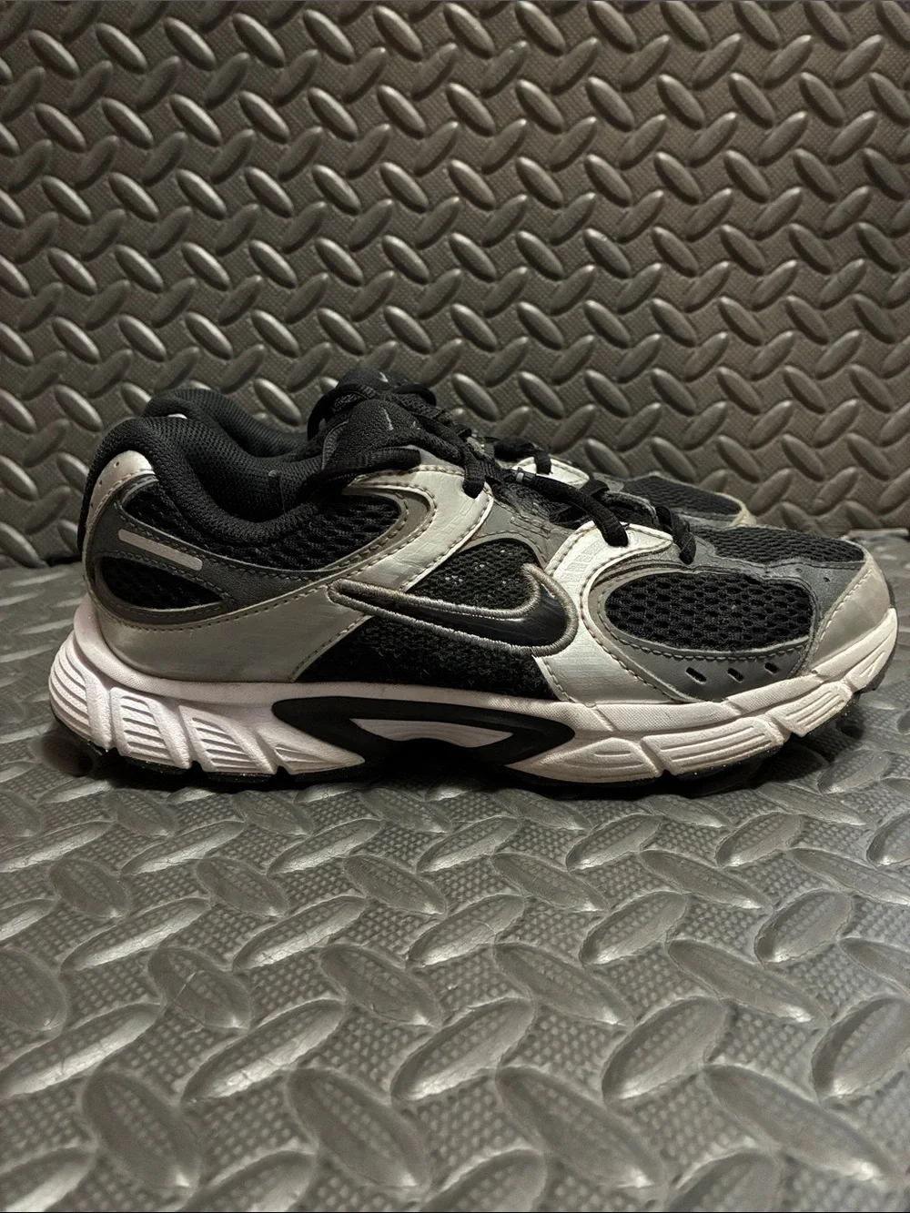 Nike Black and Silver Boys Athletic Sneakers
